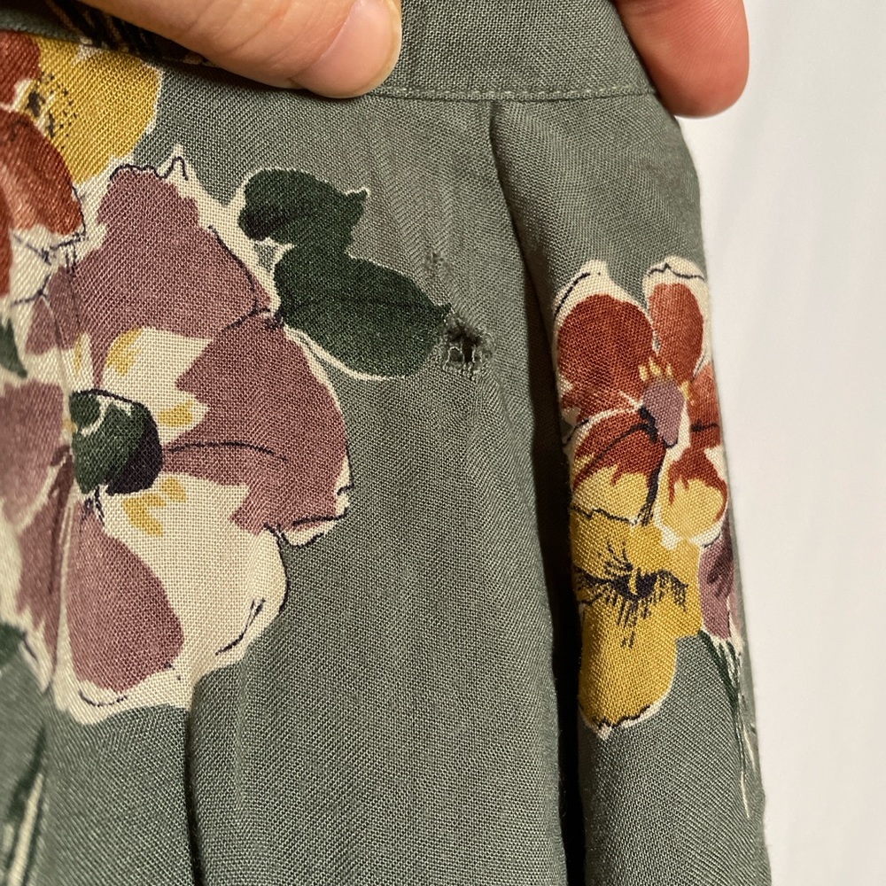 Vintage G.H. Bass & Co. Olive Floral Maxi Skirt Pearl Button Small - Picture 8 of 8